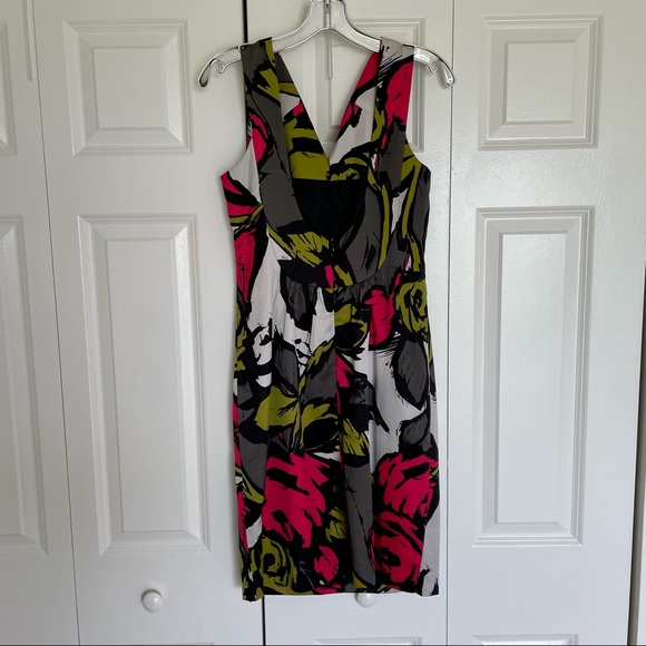 Trina Turk Midcentury Modern Painterly Floral Pencil Dress 💐 - Picture 2 of 3